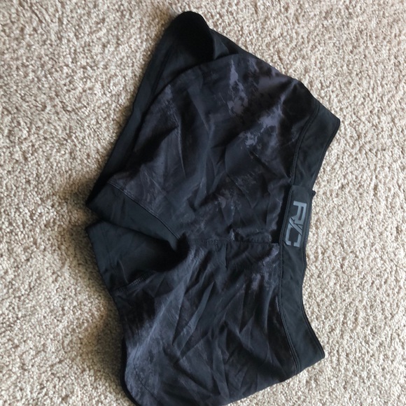 Black shorts - Picture 1 of 1